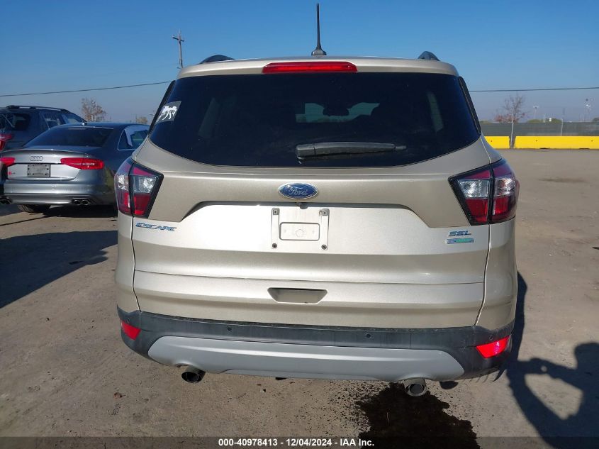 VIN 1FMCU0HD7JUA42504 2018 FORD ESCAPE no.16