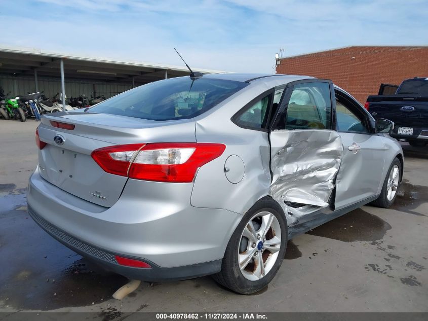 VIN 1FADP3F2XEL448524 2014 Ford Focus, SE no.4