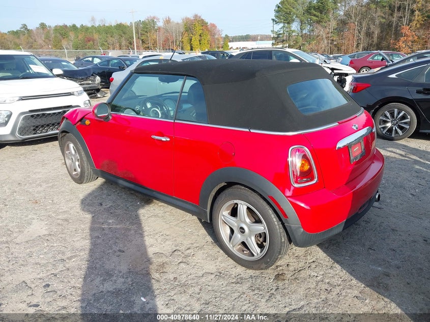 2009 MINI COOPER VIN: WMWMR33579TZ18529