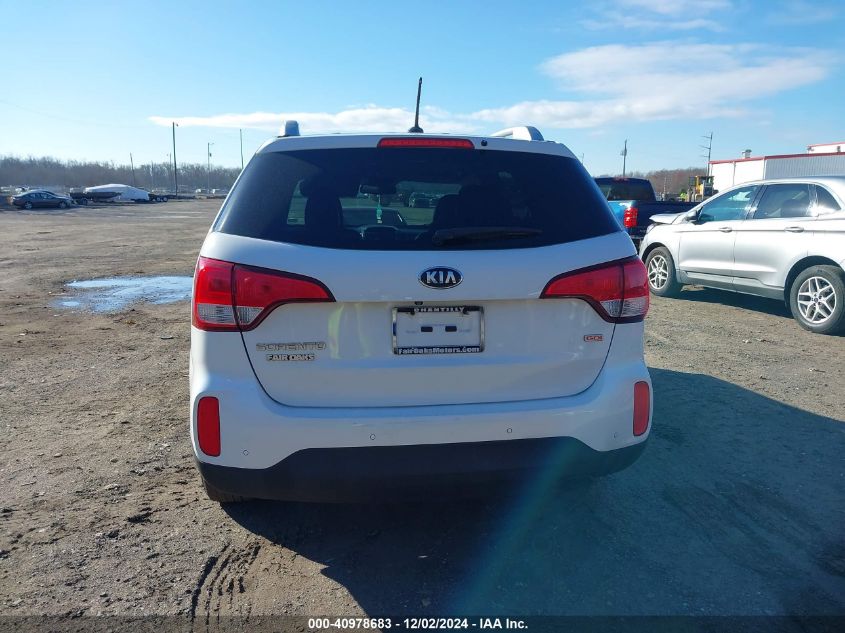 2015 KIA SORENTO LX - 5XYKTCA64FG644950