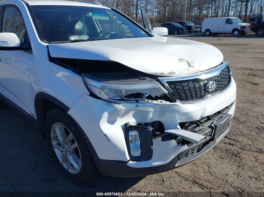 2015 KIA SORENTO LX - 5XYKTCA64FG644950