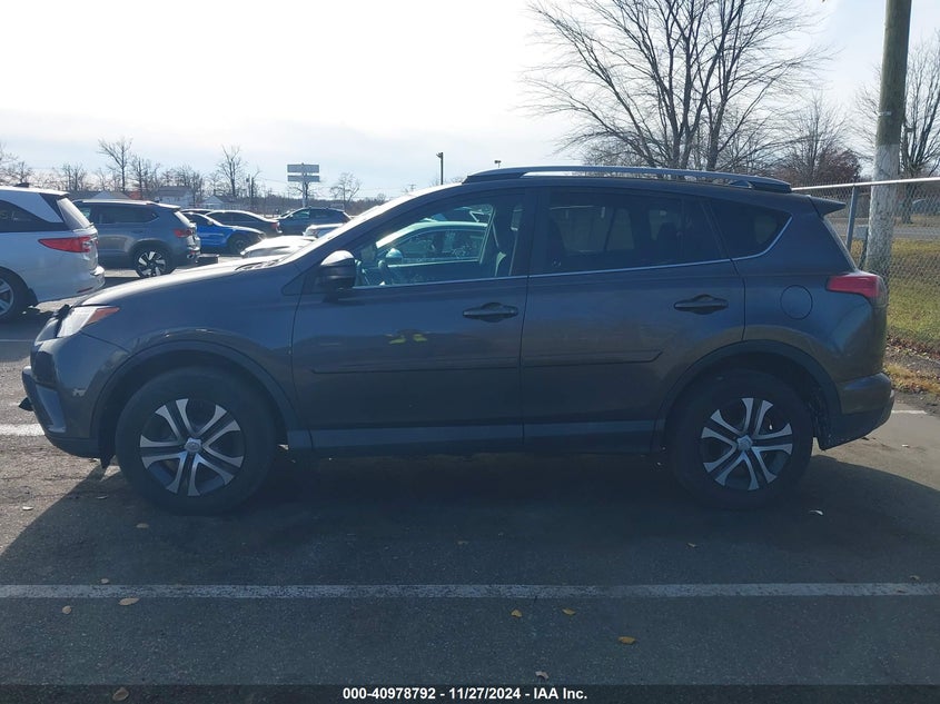 2017 TOYOTA RAV4 LE - 2T3BFREV4HW62236E
