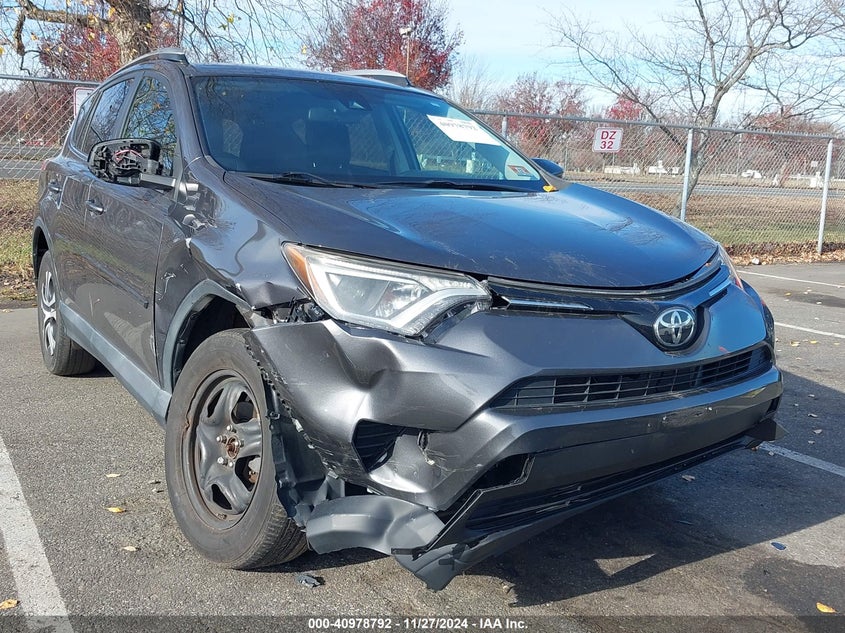 2017 TOYOTA RAV4 LE - 2T3BFREV4HW62236E