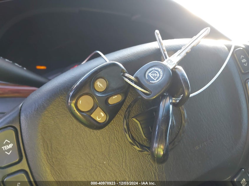 2002 Cadillac Seville Sls VIN: 1G6KS54Y82U305194 Lot: 40978923