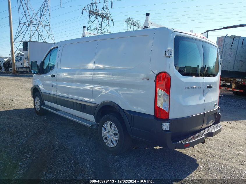 VIN 1FTNR1ZM6FKA46825 2015 Ford Transit-250 no.3