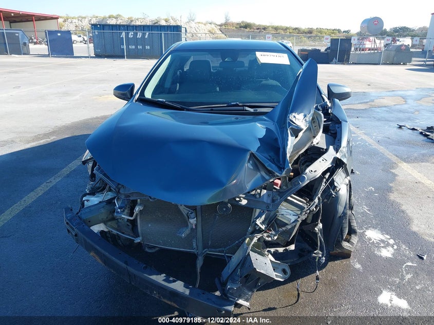 2018 TOYOTA COROLLA LE - 5YFBURHE7JP762525