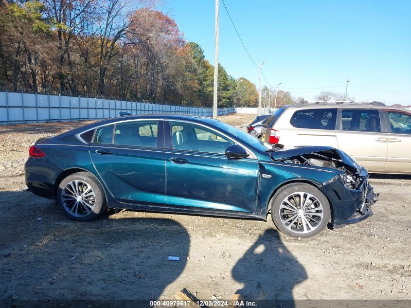 2018 Buick Regal Sportback Essence VIN: W04GP6SX7J1121153 Lot: 40979617