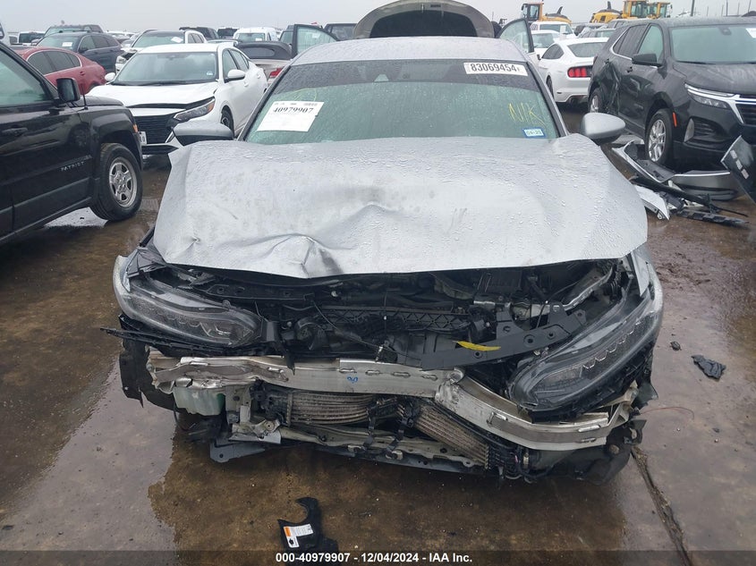 2018 HONDA ACCORD VIN: 1HGCV1F37JA137083
