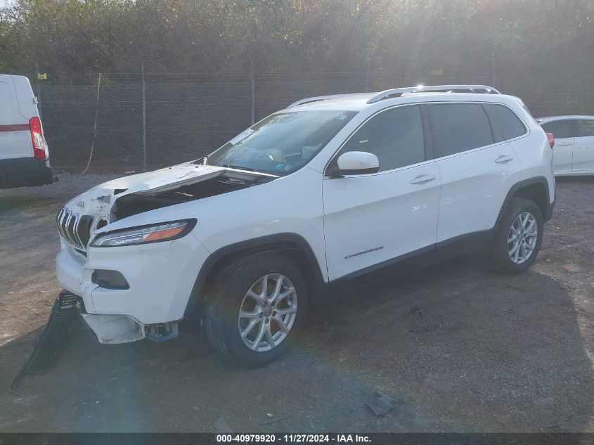 VIN 1C4PJMCS9HW658070 2017 Jeep Cherokee, Latitude 4X4 no.2