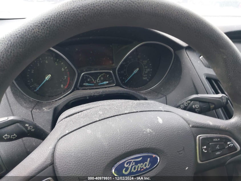 VIN 1FADP3K29HL216121 2017 FORD FOCUS SE