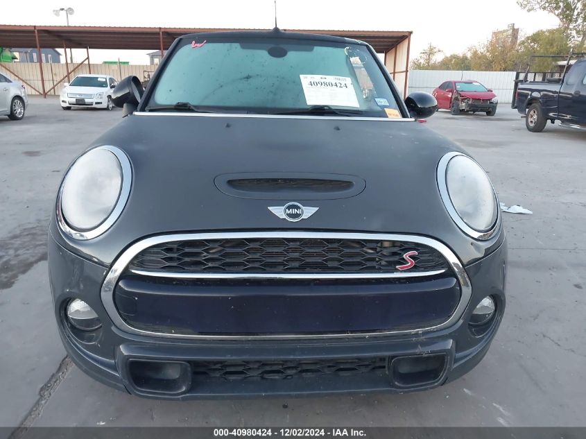 VIN WMWWG9C54J3C82712 2018 Mini Convertible, Cooper S no.12