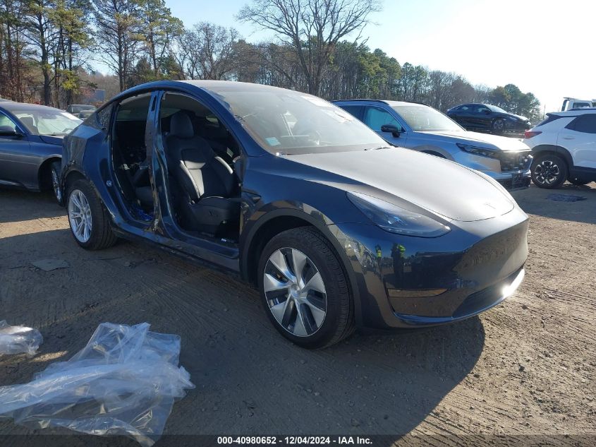 VIN 7SAYGDEDXRF028536 2024 Tesla Model Y, Long Rang... no.1