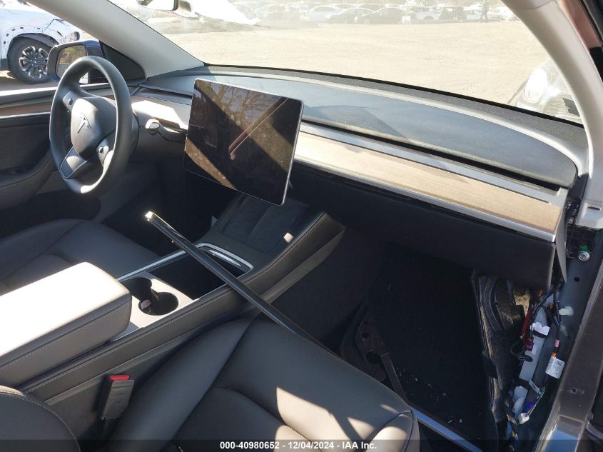 VIN 7SAYGDEDXRF028536 2024 Tesla Model Y, Long Rang... no.5