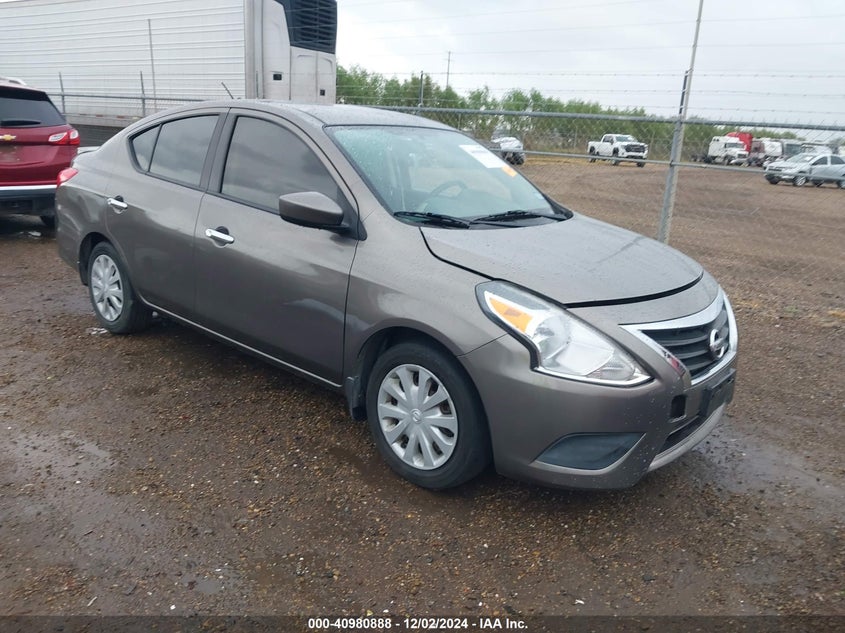 2015 Nissan Versa
