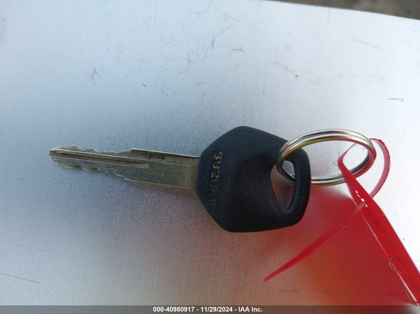 2005 SUZUKI GSX1300 RK5 JS1GW71A852101127