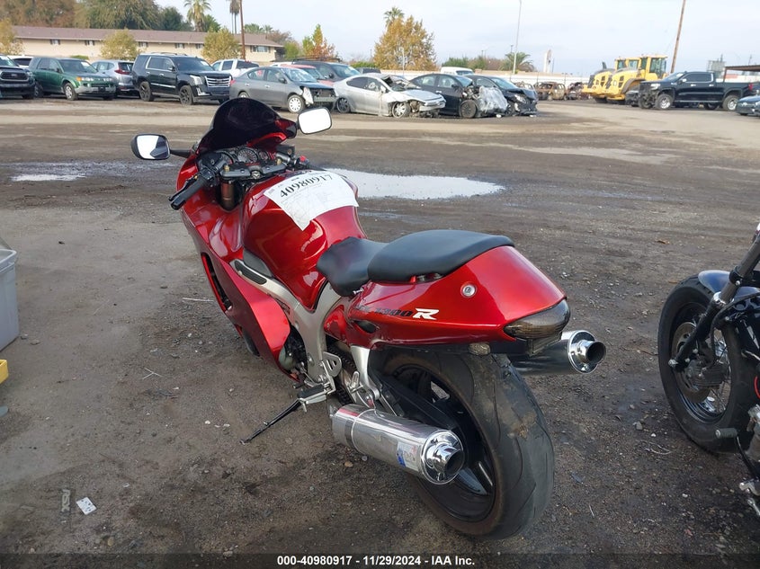 2005 SUZUKI GSX1300 RK5 JS1GW71A852101127