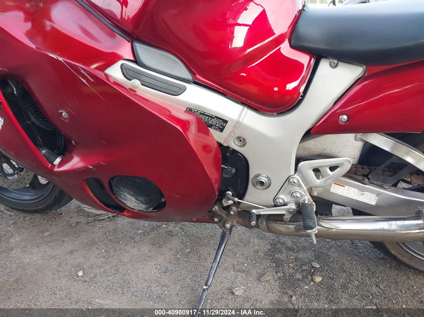 2005 SUZUKI GSX1300 RK5 JS1GW71A852101127