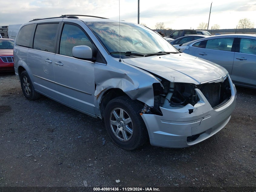 Vin: 2a4rr5d11ar113549, lot: 41471252, chrysler town & country touring 2010 img_1