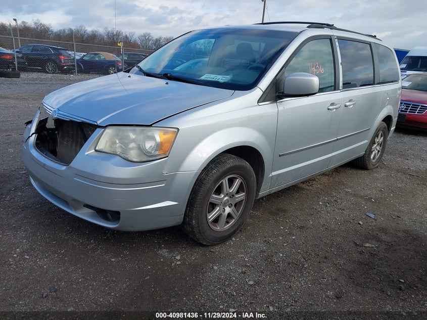Vin: 2a4rr5d11ar113549, lot: 41471252, chrysler town & country touring 20102