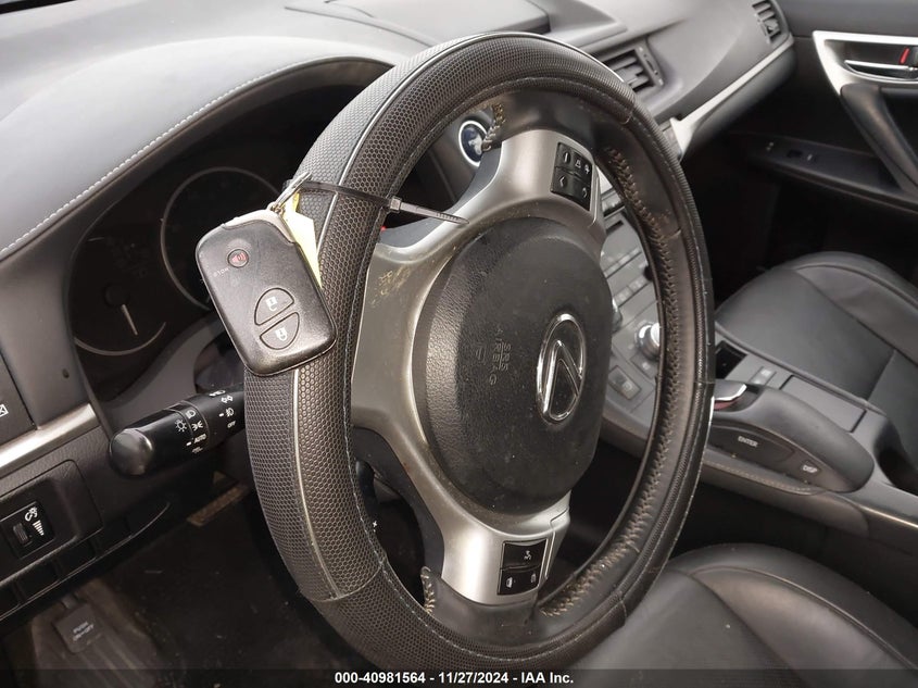 2012 LEXUS CT 200H VIN: JTHKD5BH7C2105199