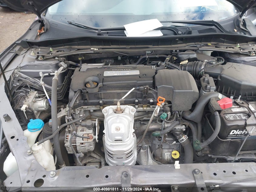 2013 HONDA ACCORD VIN: 1HGCR2F82DA090720