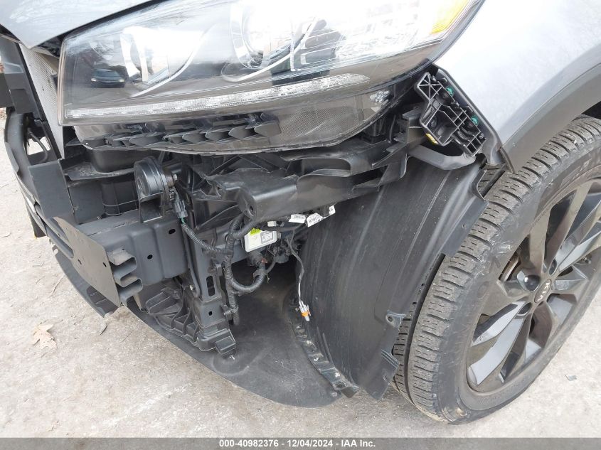 2020 Kia Sorento 3.3L Ex VIN: 5XYPHDA52LG669880 Lot: 40982376