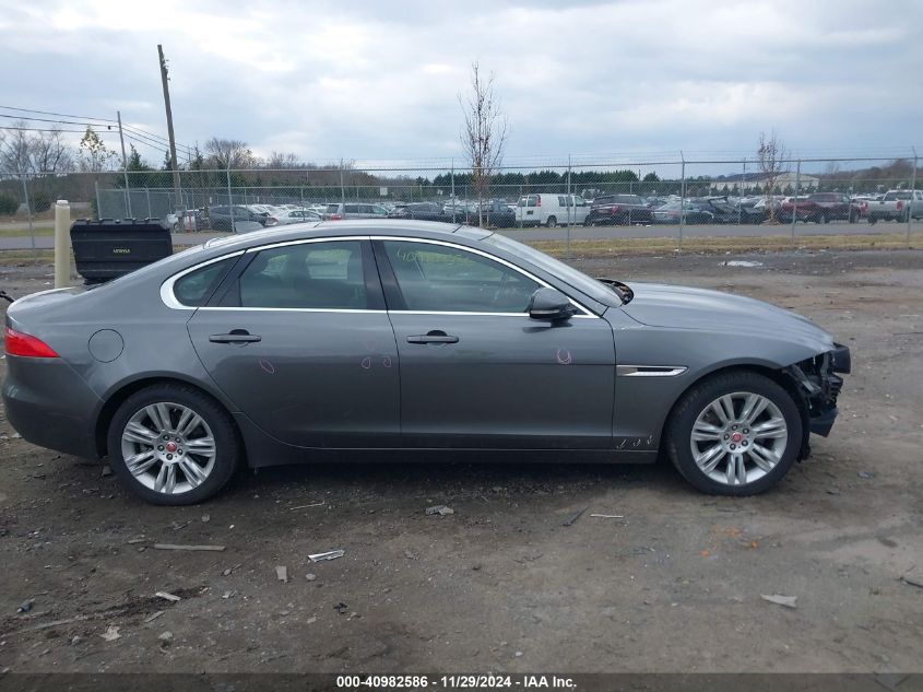 VIN SAJBD4BV6HCY44052 2017 Jaguar XF, 35T Premium no.13