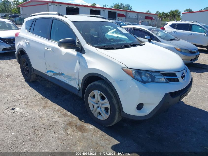 VIN 2T3BFREV9FW279145 2015 Toyota RAV4, LE no.1