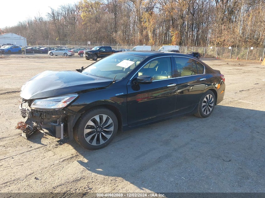 2017 HONDA ACCORD HYBRID VIN: JHMCR6F77HC011029