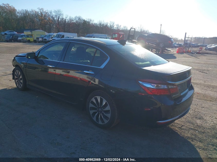 2017 HONDA ACCORD HYBRID VIN: JHMCR6F77HC011029
