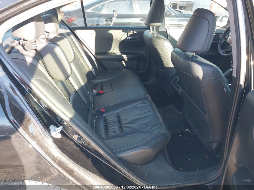 2017 HONDA ACCORD HYBRID VIN: JHMCR6F77HC011029