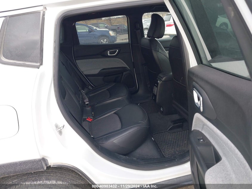 VIN 3C4NJDBN6PT528092 2023 JEEP COMPASS LATITUDE 4X4