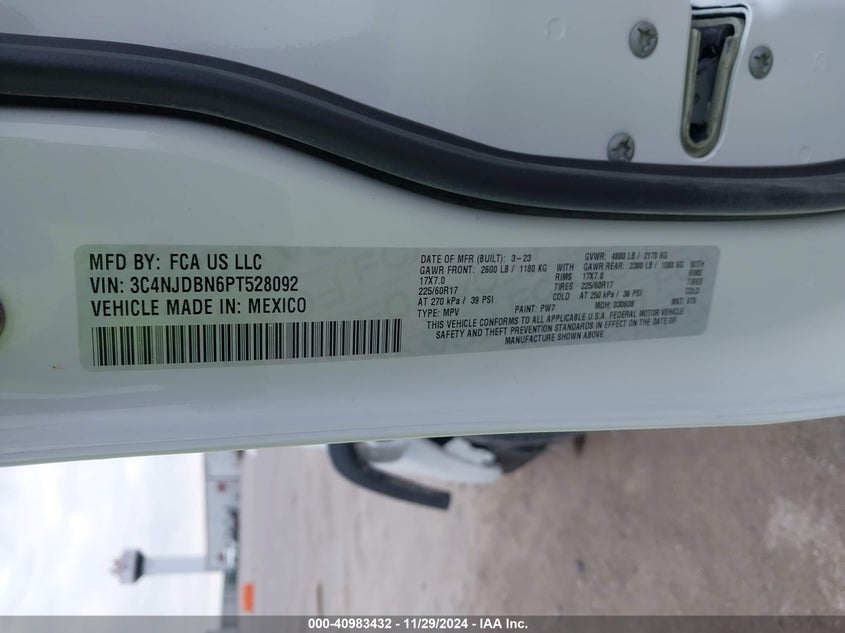 VIN 3C4NJDBN6PT528092 2023 JEEP COMPASS LATITUDE 4X4