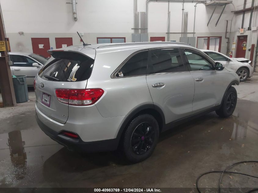 VIN 5XYPGDA57HG334902 2017 KIA SORENTO no.4