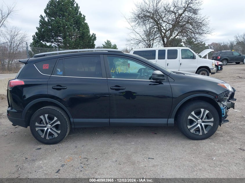 2018 TOYOTA RAV4 LE VIN: 2T3BFREVXJW821264