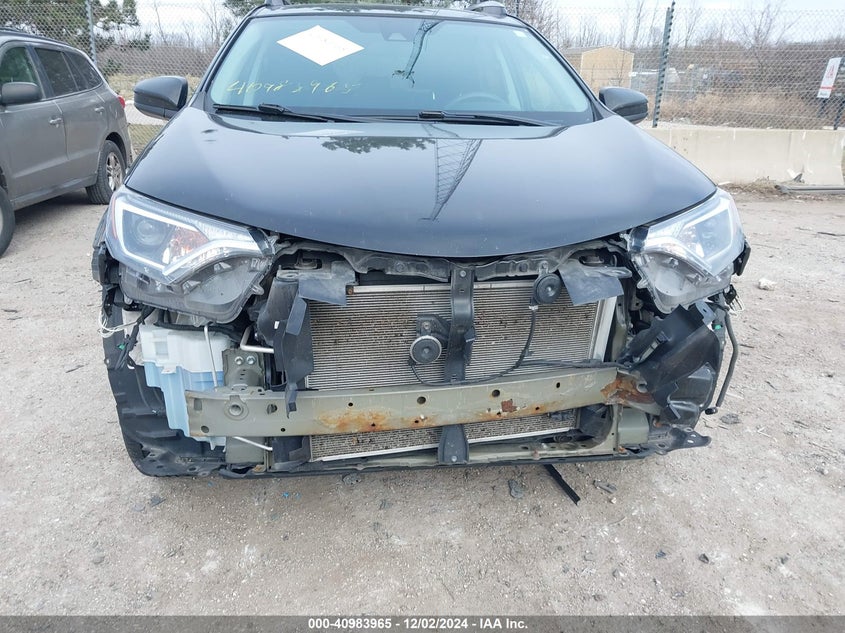 2018 TOYOTA RAV4 LE VIN: 2T3BFREVXJW821264