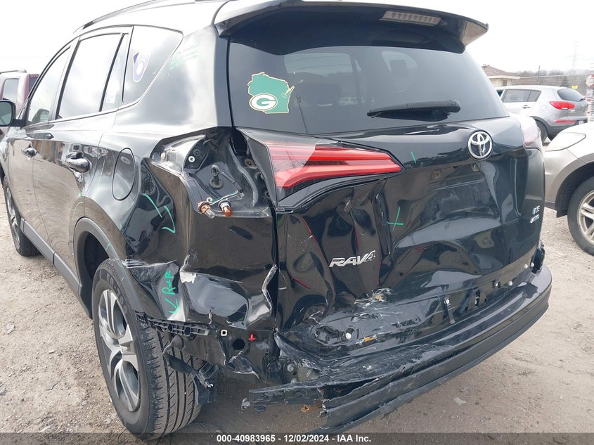 2018 TOYOTA RAV4 LE VIN: 2T3BFREVXJW821264