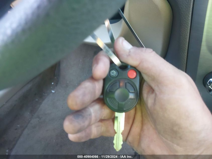 2011 Ford Fusion Se VIN: 3FAHP0HA8BR143797 Lot: 40984066