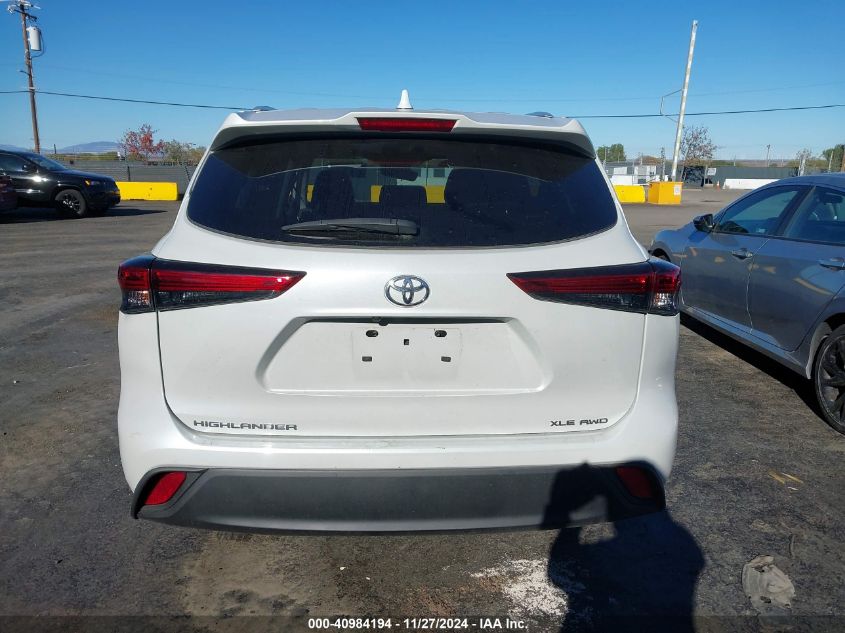 2022 TOYOTA HIGHLANDER XLE - 5TDHZRBHXNS230942