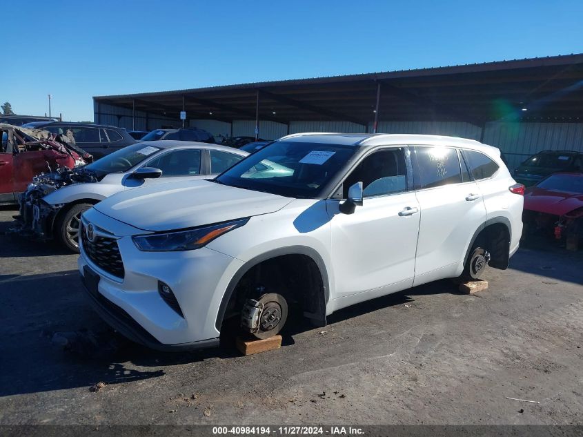 2022 TOYOTA HIGHLANDER XLE - 5TDHZRBHXNS230942