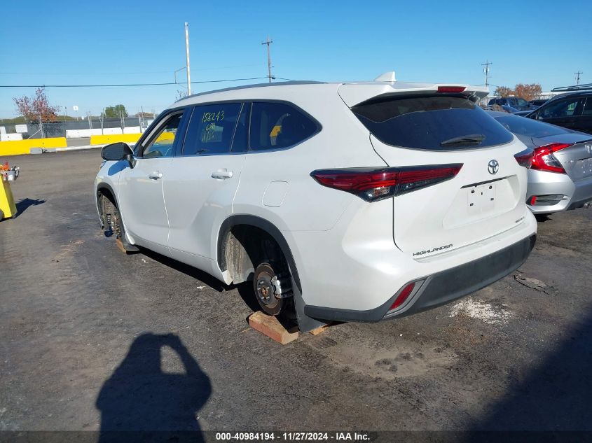 2022 TOYOTA HIGHLANDER XLE - 5TDHZRBHXNS230942