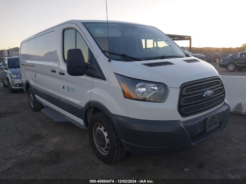 VIN 1FTYE2YM2JKB30889 2018 FORD TRANSIT-150 no.1