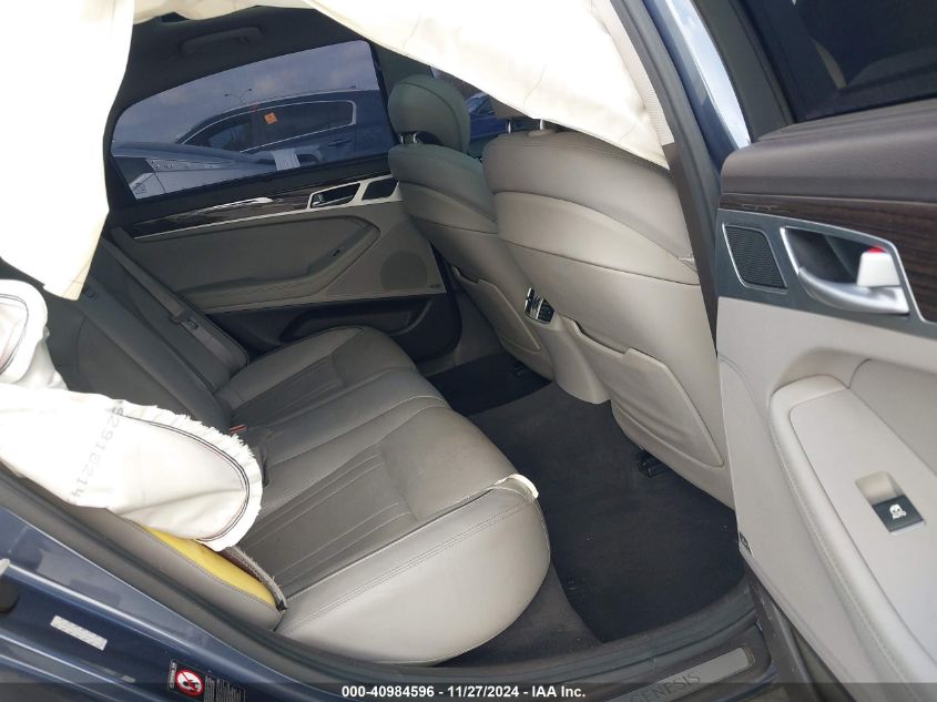 2015 HYUNDAI GENESIS VIN: KMHGN4JE3FU081252