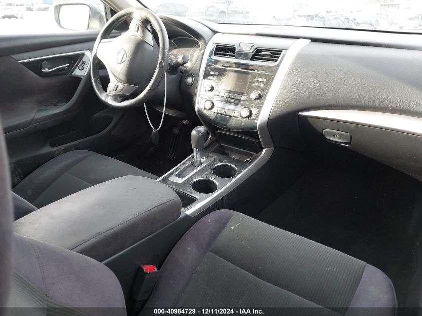 VIN 1N4AL3AP3DN488237 2013 Nissan Altima, 2.5 SV no.5