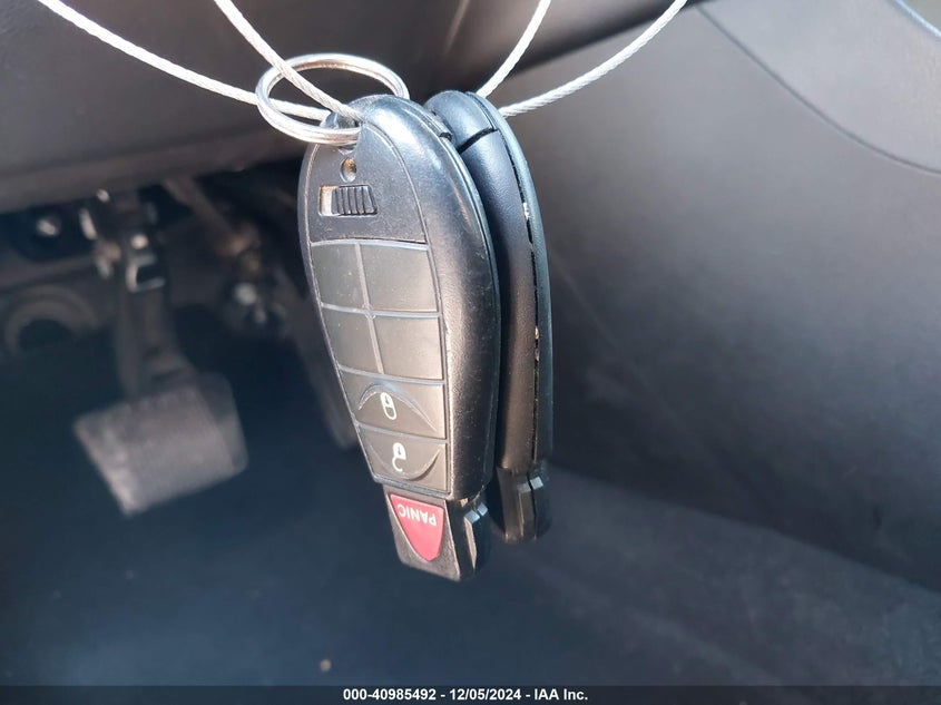 VIN 1C4PJLCB3KD484977 2019 JEEP CHEROKEE LATITUDE