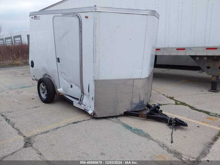 2018 Legend Trailer white null null 1L9BE1115J1317012 photo #1
