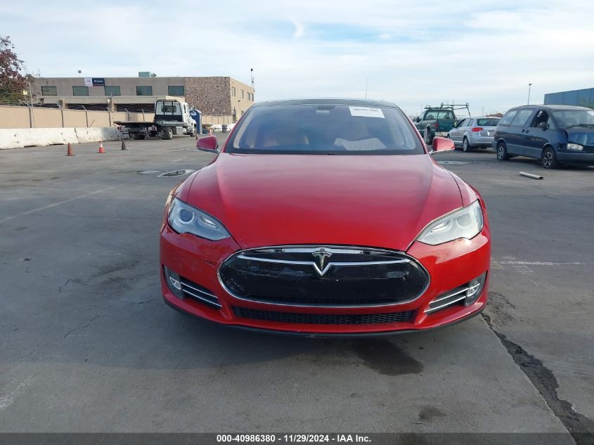 2013 Tesla Model S VIN: 5YJSA1CG8DFP15622 Lot: 40986380