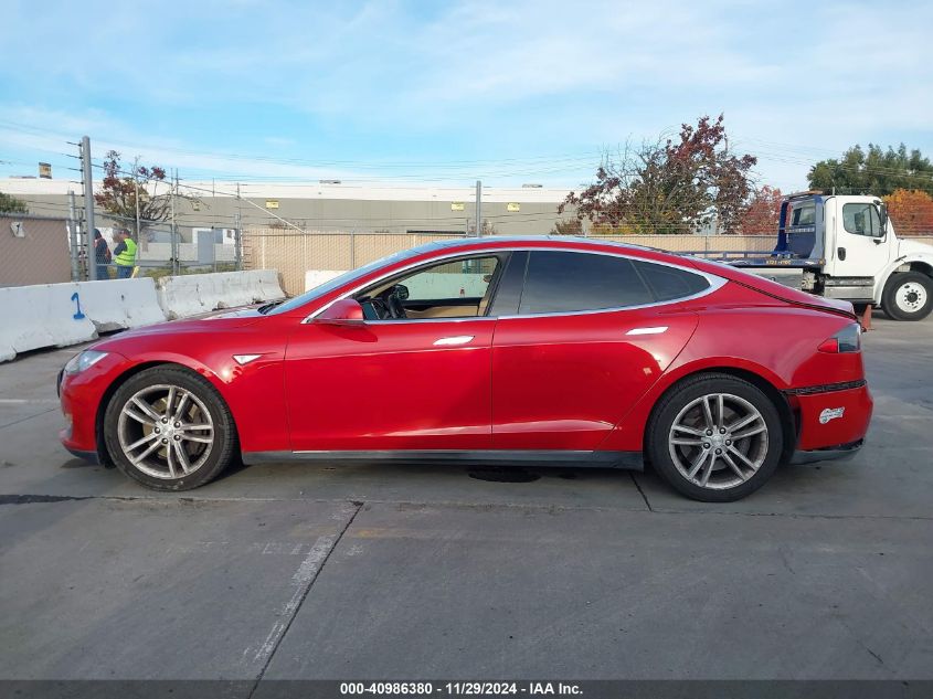 2013 Tesla Model S VIN: 5YJSA1CG8DFP15622 Lot: 40986380