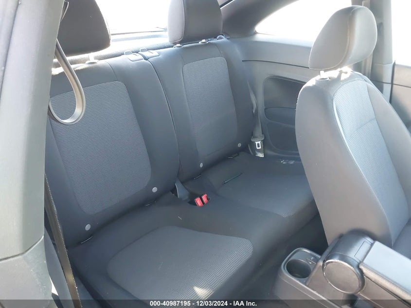 2016 VOLKSWAGEN BEETLE 1.8T S - 3VWF17AT1GM637041