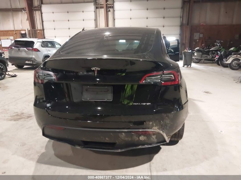 2023 Tesla Model Y Awd/Long Range Dual Motor All-Wheel Drive VIN: 7SAYGDEEXPA187088 Lot: 40987377